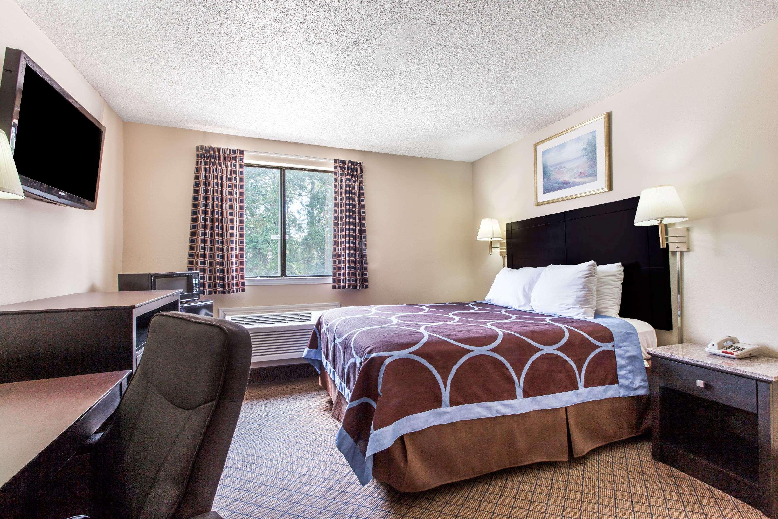 Hotel Super 8 By Wyndham Cleveland Tx Exterior foto